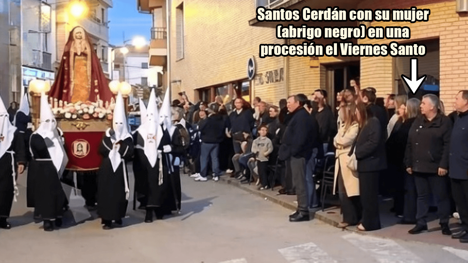 ¿Paqui Muñoz? La milagrosa penitente que se cura de espanto para el Senado